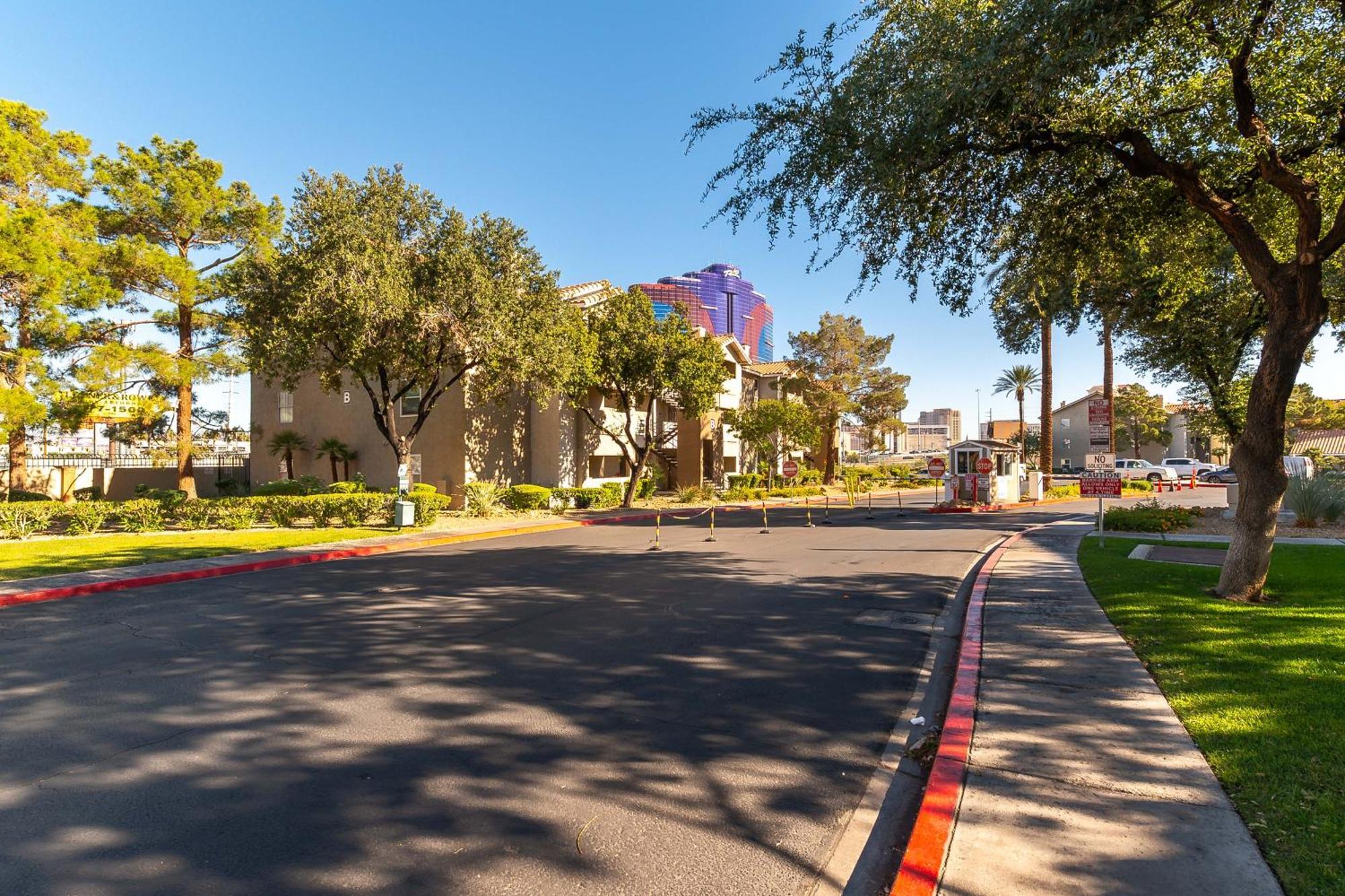 Stylish, Cozy 2Br,2Ba Condo Near Rio, Vegas Luxury Las Vegas Bagian luar foto